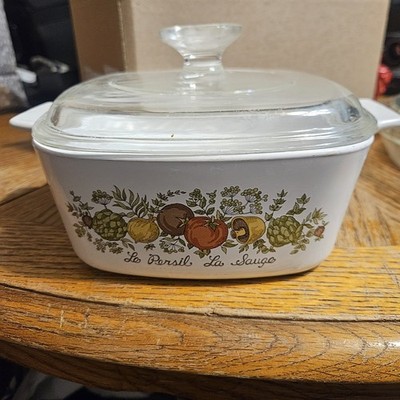 vintage Corning Ware 1.5-quart casserole dish in the ''Spice of Life''
