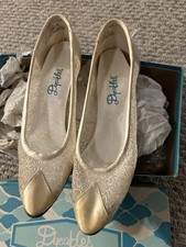 Damskie buty ślubne, po prostu piękne i rozmiar 7B, noszone 1 dzień w 1983 roku