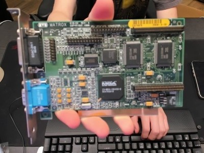 Matrox Mystique MGA-MYST/2/SI, PCI-Grafikkarte, 2MB [ID 081]