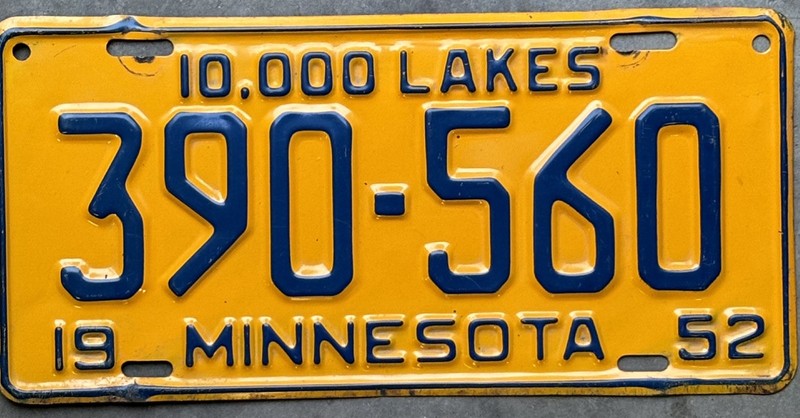 1952 Minnesota License Plate