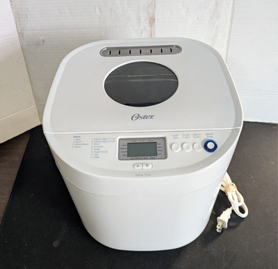 Oster Bread Maker Express Bake White 2 lb Loaf Type BM-1 Model CKSTBRTW20