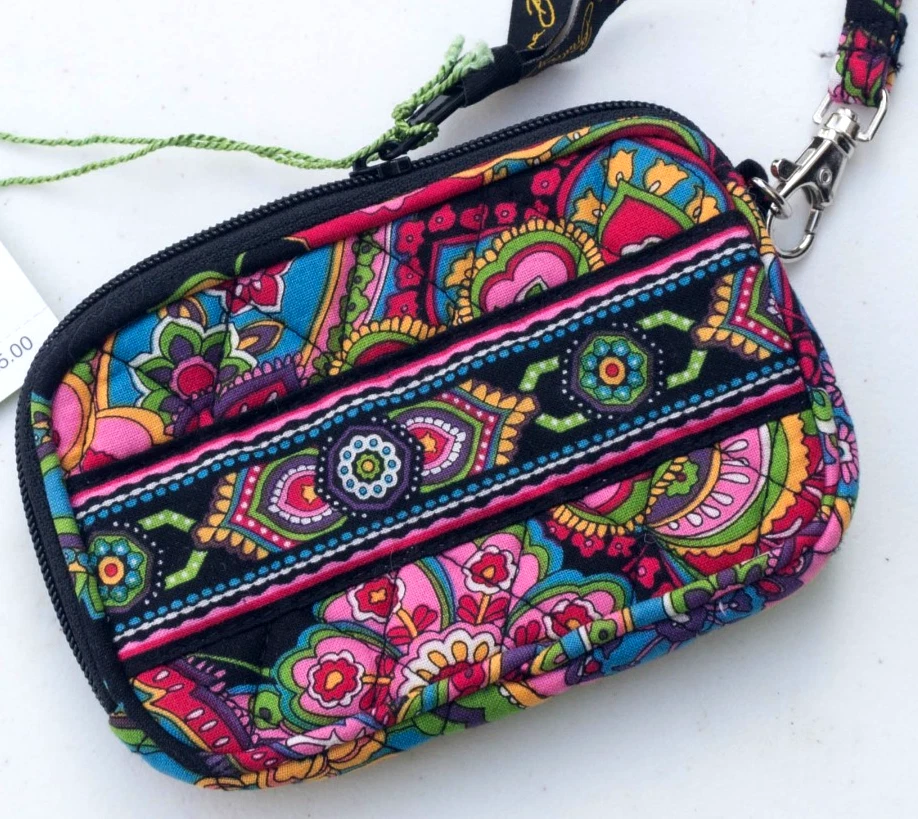 Vera Bradley Tech Case Wristlet in Symphony in Hue. NWT - Image 4 of 4
