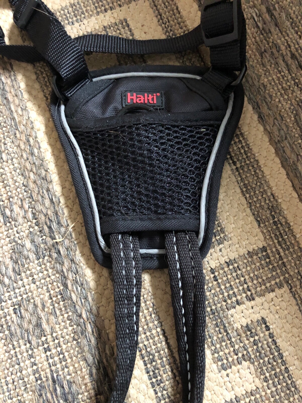 Halti no pull dog harness size medium colour black. eBay