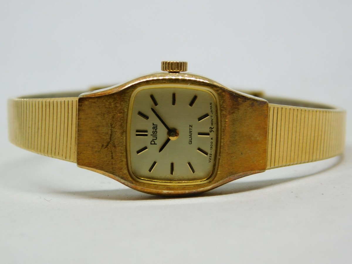 Pulsar V232-5800 Gold Tone Quartz Analog Ladies Watch Sz. 5 3/4