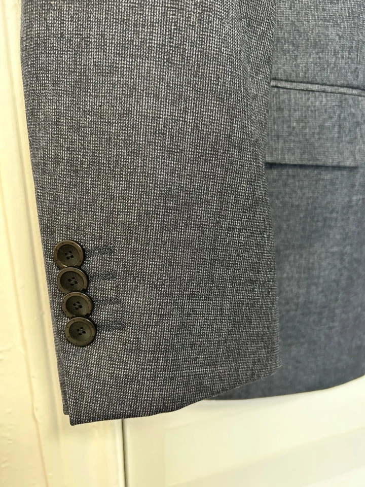 Givenchy Men EUC recent blue black double vent blazer sport coat jacket 52 40S - Image 2 of 4