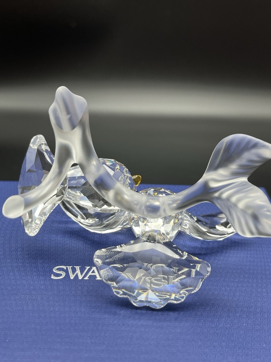 Swarovski Crystal Figurine Pair of Turtle Doves on a Branch Swarovski Crystal Figurine Pair of Turtle Doves on a Branch