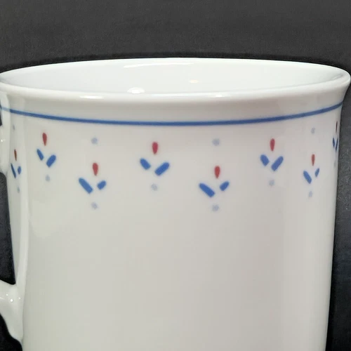 Set of (4) Vintage Corelle Corning Ware Normandy Pattern Coffee/Tea Mugs/Cups