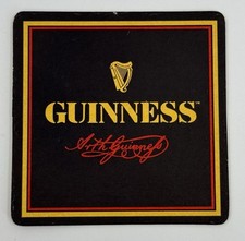 Sottobicchiere birra Guinness Arthur Guinness Signature St James Gate quadrato marrone