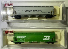 Atlas ACF 4 Bay Centerflow Hoppers (2) - 3951 BN & 3952 UP