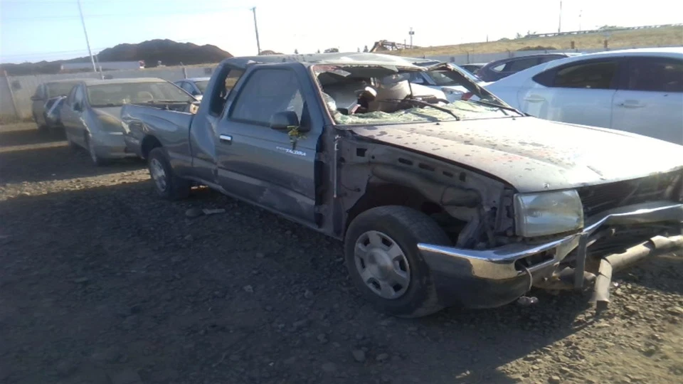 Used Interior Door Handle fits: 1997 Toyota Tacoma  Grade A — 第 4/4 张图片