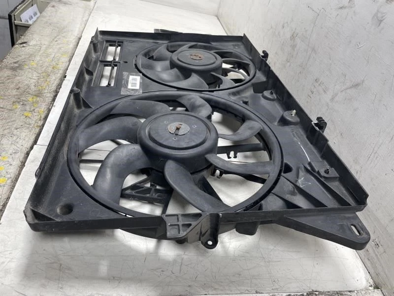 2015 FORD TAURUS POILCE ПАКЕТ 3,5 Л РАДИАТОР ОХЛАЖДЕНИЯ ВЕНТИЛЯТОР В СБОРЕ OEM + - Изображение 4 из 4