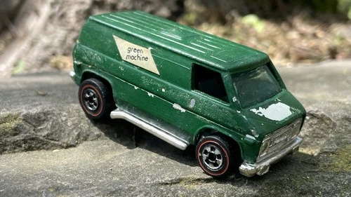 Hotwheel Redline "Green Machine" Kid painted Ambulance Super Van