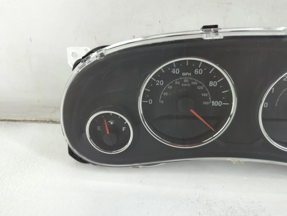 2014-2014 Jeep Wrangler Speedometer Instrument Cluster Gauges FE2QS - Image 3 of 4