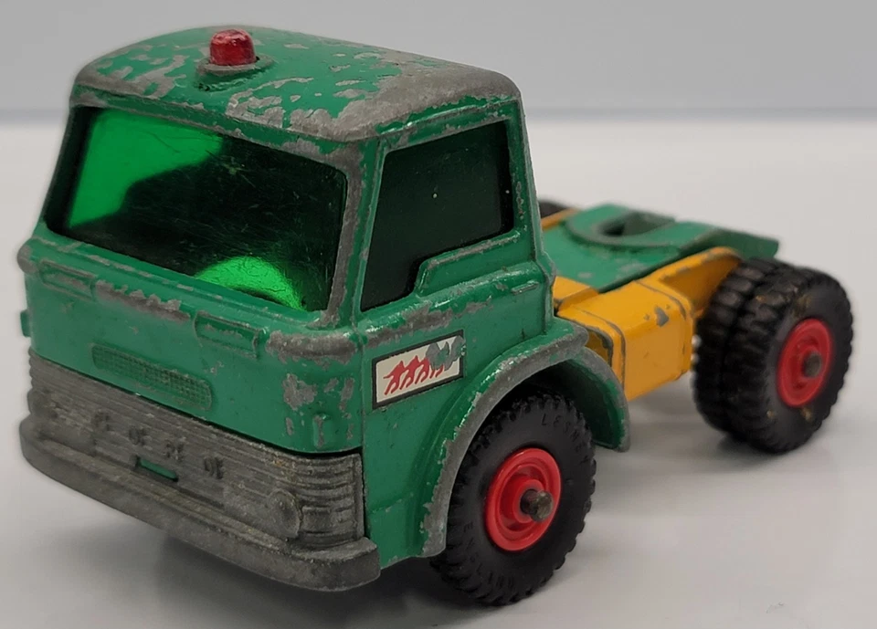 Vintage Matchbox Lesney King Size Ford Tractor Diecast Green 1969 - Image 4 of 4