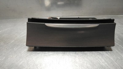 ASCHENBECHER VORNE Volkswagen Passat Variant (365) 2011 3C0863284K