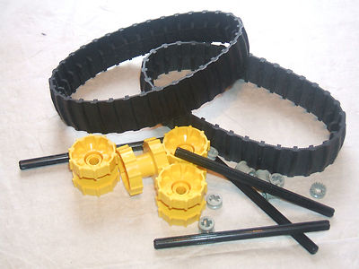 Lego 2 schwarze Raupe Gummikette + 4 Technic Kettenrad Antriebsrad Achsen 4L