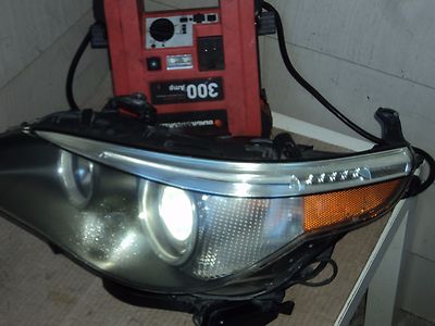 04  BMW 525 HID XENON HEADLIGHT WITH AFS MODULE OEM