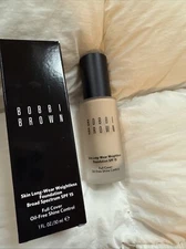 Bobbi Brown Skin Long Wear Weightless Foundation SPF 15 In Porcelain Brand New 