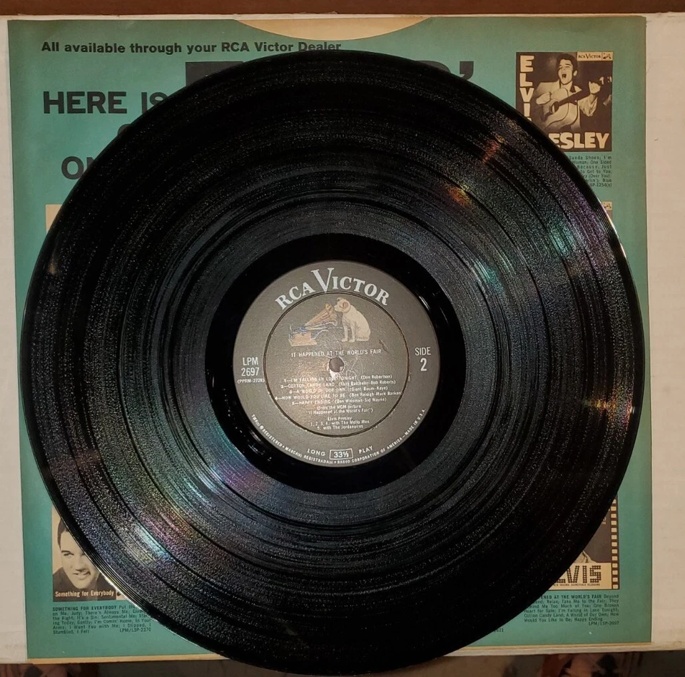 ELVIS PRESLEY It Happened At The World's Fair "Living Stereo" RCA LSP-2697 1ST  - Image 4 of 4