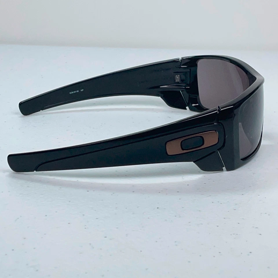 Oakley Sunglasses Batwolf Frame Only Bronze OO9101-08 - Image 3 of 4