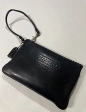 Vintage Coach Leatherware Est. 1941 Black Leather Wristlet Pouch 7 x5 Zip