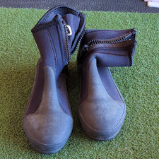 XS Scuba 5mm Neoprene Dive Boots/Booties w/ Zipper, Black, Size 10