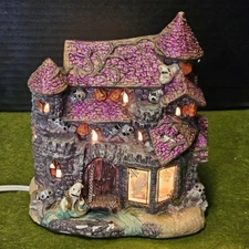 Retired Vtg Halloween HAUNTED Lighted Porcelaine HOUSE Castle Village w BOX