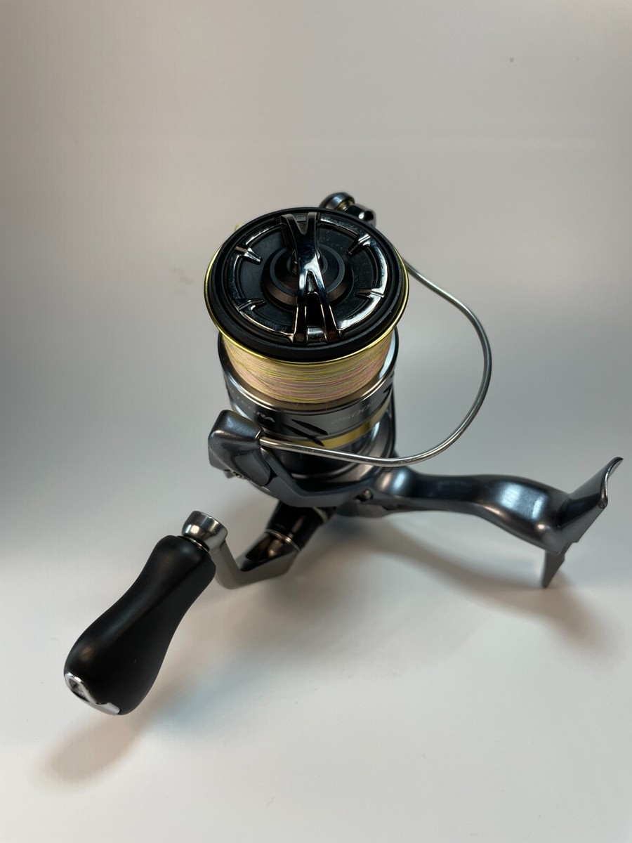 Shimano 17 ULTEGRA (2017) 2500S Spinning Reel Excellent Shimano 17 ULTEGRA (2017) 2500S Spinning Reel Excellent