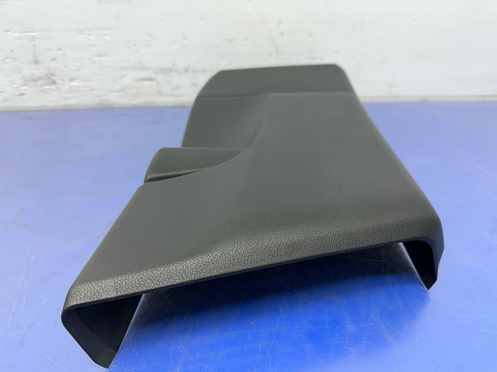 2017-2020 MASERATI LEVANTE M161 B PILLAR CENTER TRIM COVER PANEL SET 670040376