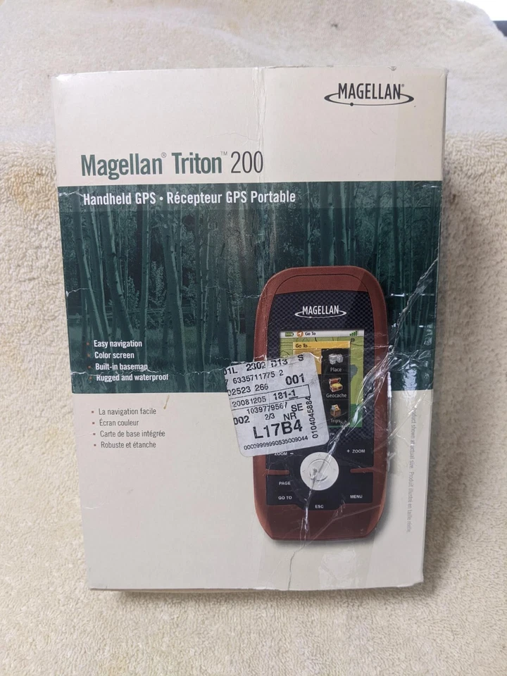 Magellan Triton 200 GPS Bundle NICE Handheld WATERPROOF Cord & Map Disc - Image 2 of 4