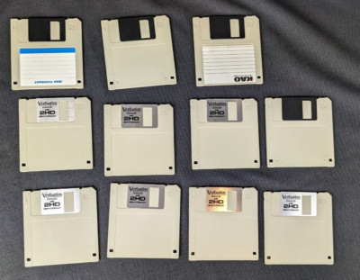 Verbatim Datalife MF 2HD 3.5'' disks used - formatted for IBM