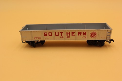 924077 HO Scale 41 Foot Southern 1248 Gondola Freight car - Picture 8 of 10