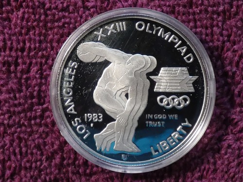 1983-S US Silver Dollar Olympic Commemorative $1 Coin w/ COA & OGP #3316 - Picture 2 of 12
