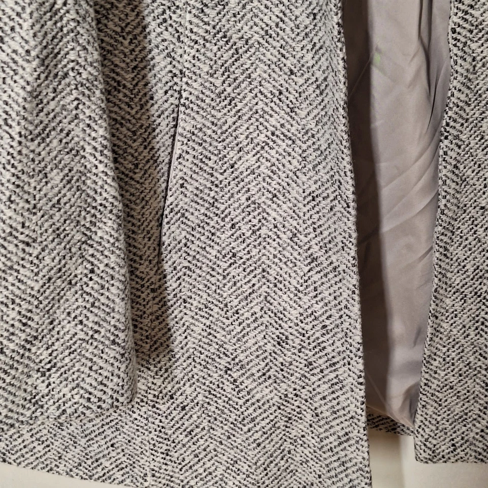 Blazers femininos cinza e branco espinha de peixe tamanho 2X LEIA - Imagem 3 de 4