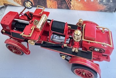 A18 Matchbox Models/Yesteryear - Merryweather Fire Engine YFE19-M - New In Box