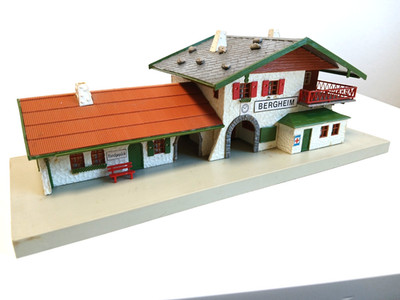 Faller - Bahnhof Bergheim - B-108  - H0 - Gebäude Häuser Haus ---- DM 147