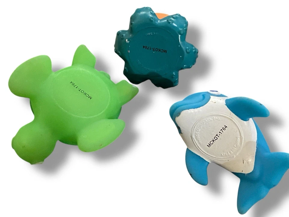 Munchkin 2006 绿色海龟海豚和章鱼塑料喷射浴玩具罕见 — 第 3/4 张图片