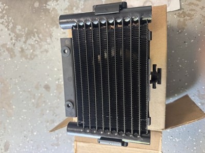 2017-2023 HARLEY DAVIDSON ENGINE MOTOR OIL COOLER OEM