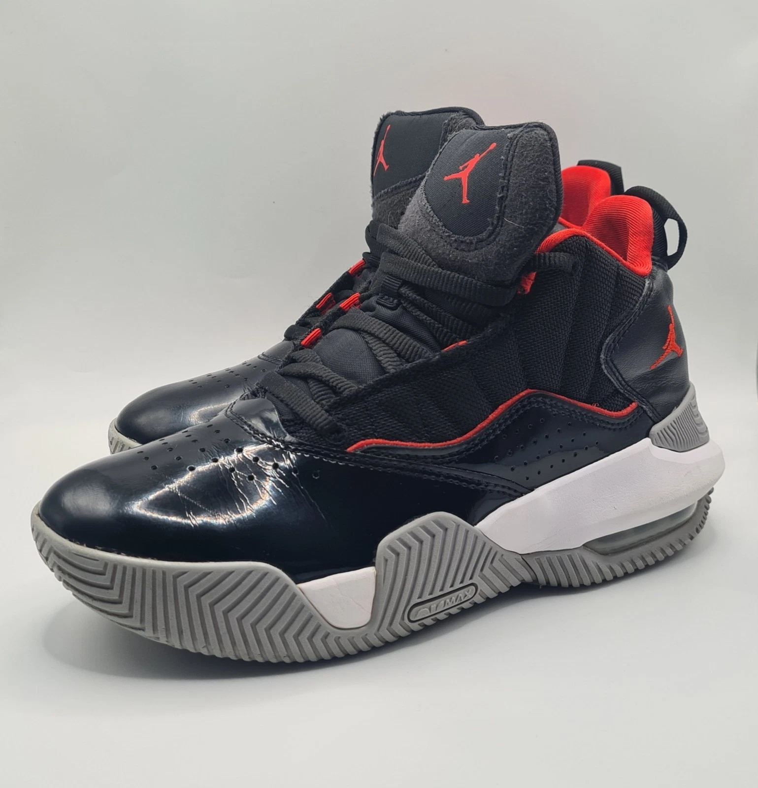 Nike Air Jordan Stay Loyal scarpe da ginnastica giovani adolescenti ragazzi ragazze taglia UK 4 DC7230 001