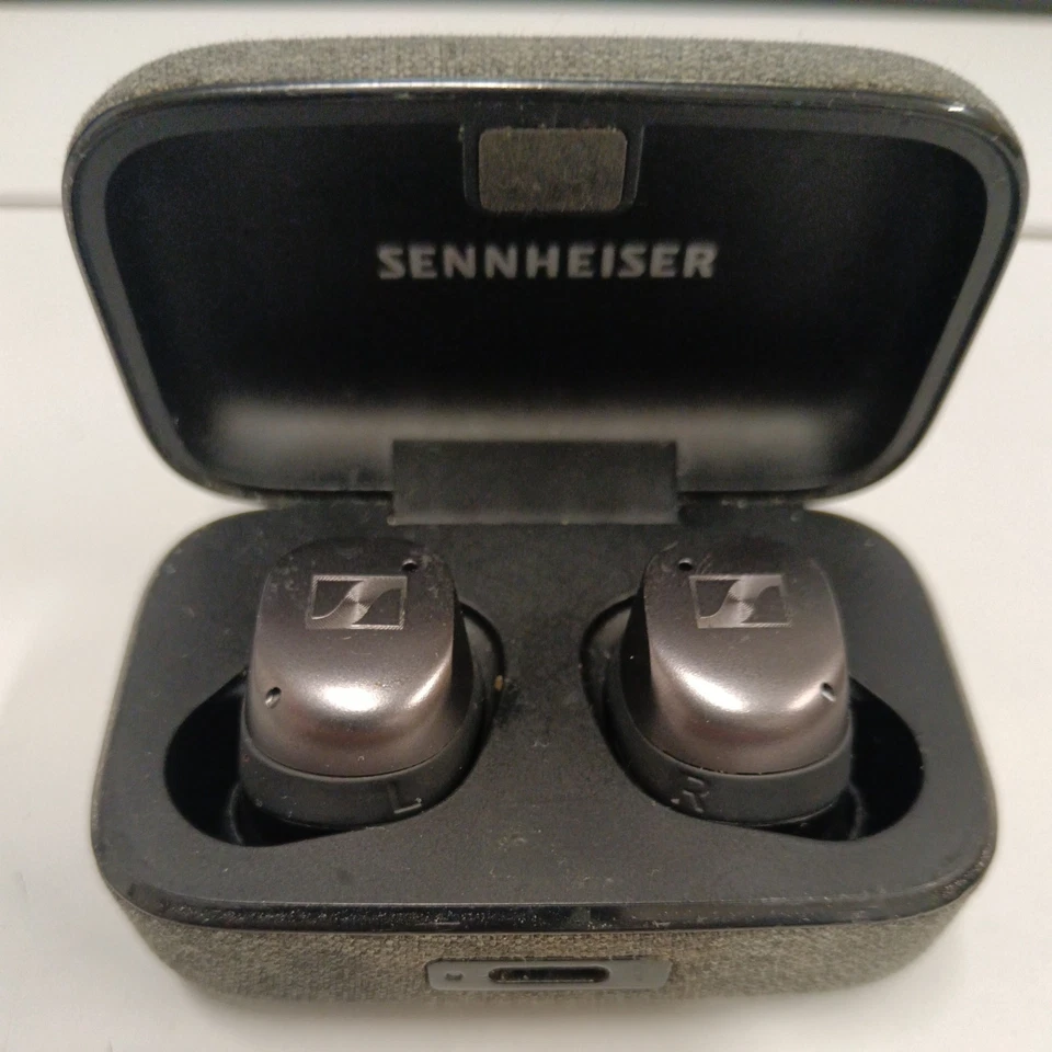 Sennheiser Momentum True Wireless 3, photo 2 of 3