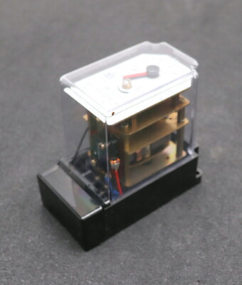 DOLD timer relay ZR 704 J 1u 4A 220VAC 50Hz 0-10s unused in original packaging