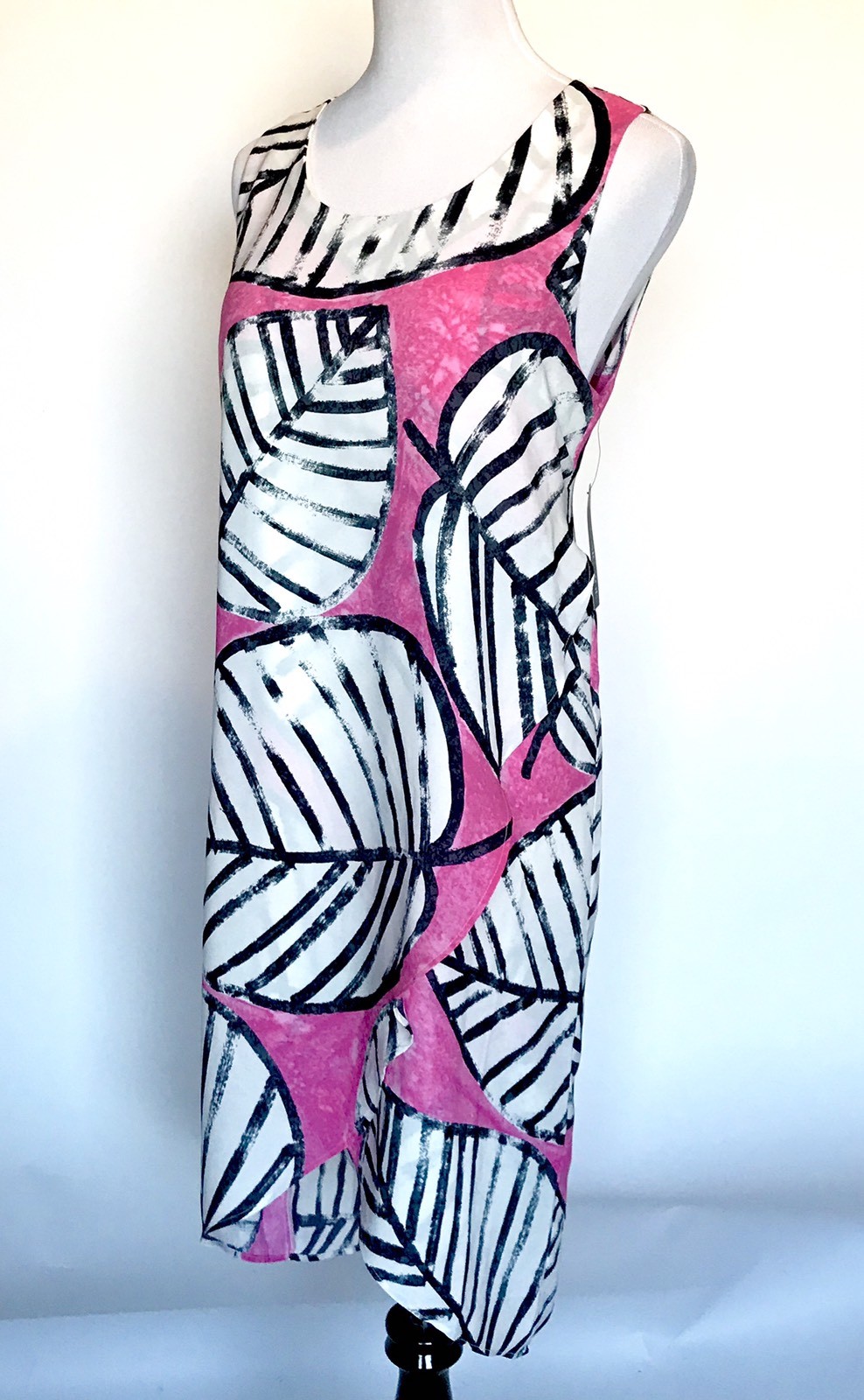 bisexual-petite-retail-clothing