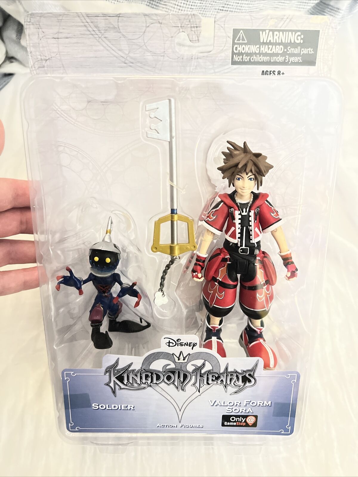 Kingdom Hearts Soldier and Valor Form Sora Action Figure Gamestop Exclusive Toy
