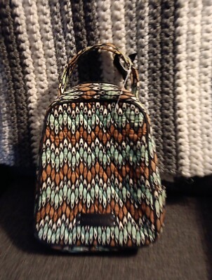 Vera Bradley Quilted ''Sierra Stream'' Pattern Lunch Bag 9x7x4 Two Handled Zip VGC