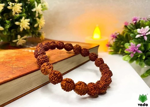 Bracciale Rudraksha Polso Energizzato Elasticizzato, 5 Mukhi Rudraksh Naturale, 10 mm - Foto 2 di 2