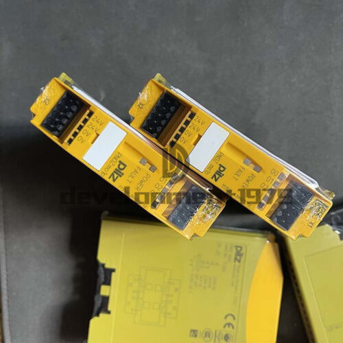 1PC PILZ PNOZ MO1P 773500 Safety Relay - Picture 1 of 3