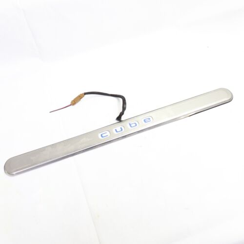 2009 2010 201 2012 2013 2014 Nissan Cube Door Step Sill OEM - Picture 3 of 13