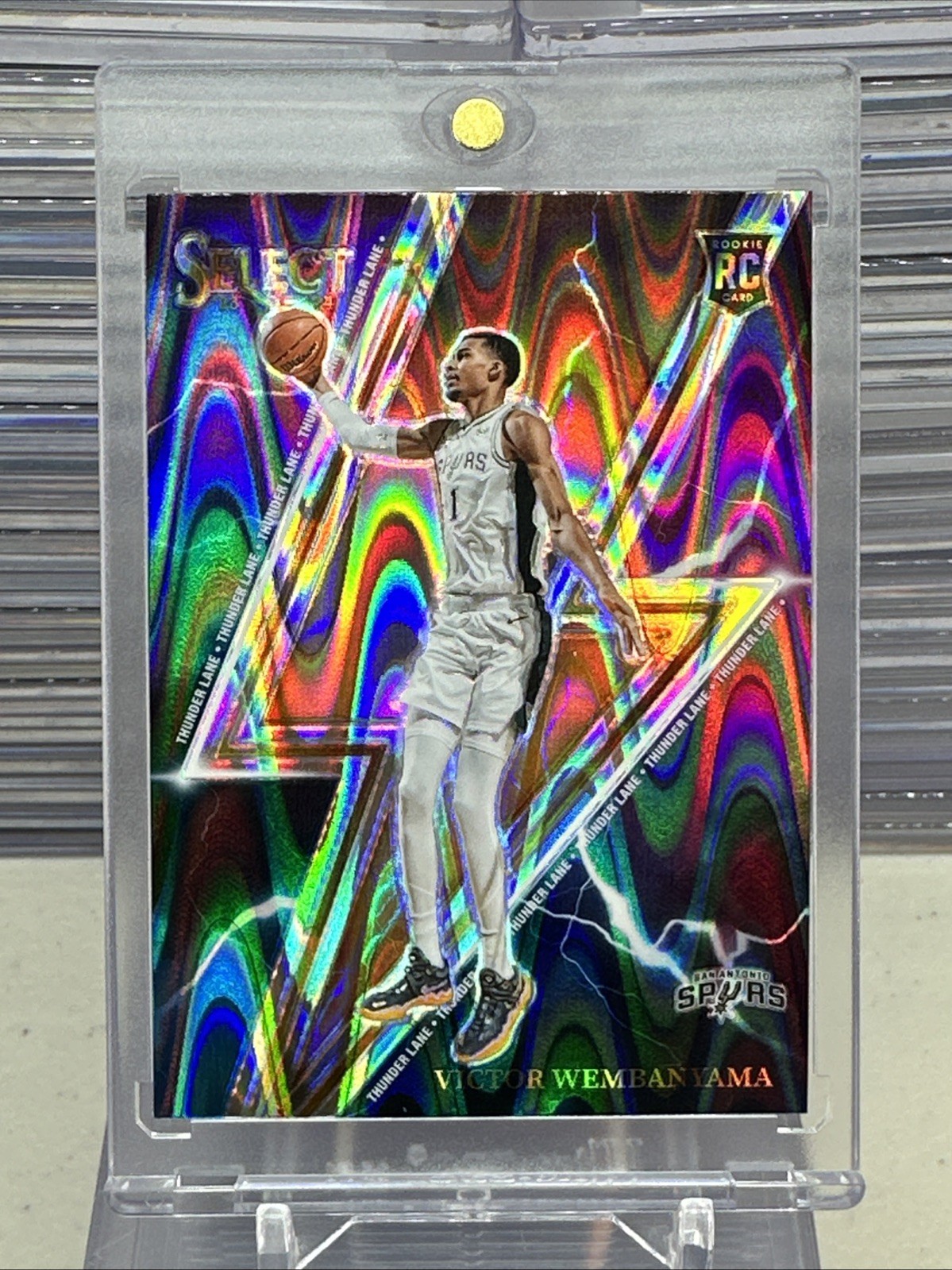 2023-24 Panini Select - Thunder Lane Tectonic Prizm #5 Victor Wembanyama (RC)