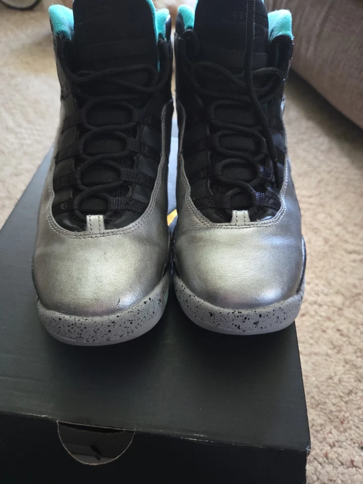 Nike Air Jordan 10 Retro GS Size 6.5Y 30TH Lady Liberty Metallic 705179-045 - Image 4 of 4