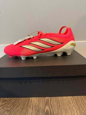 Predator Accuracy.1 Low FG Heatspawn Pack Soccer Cleats